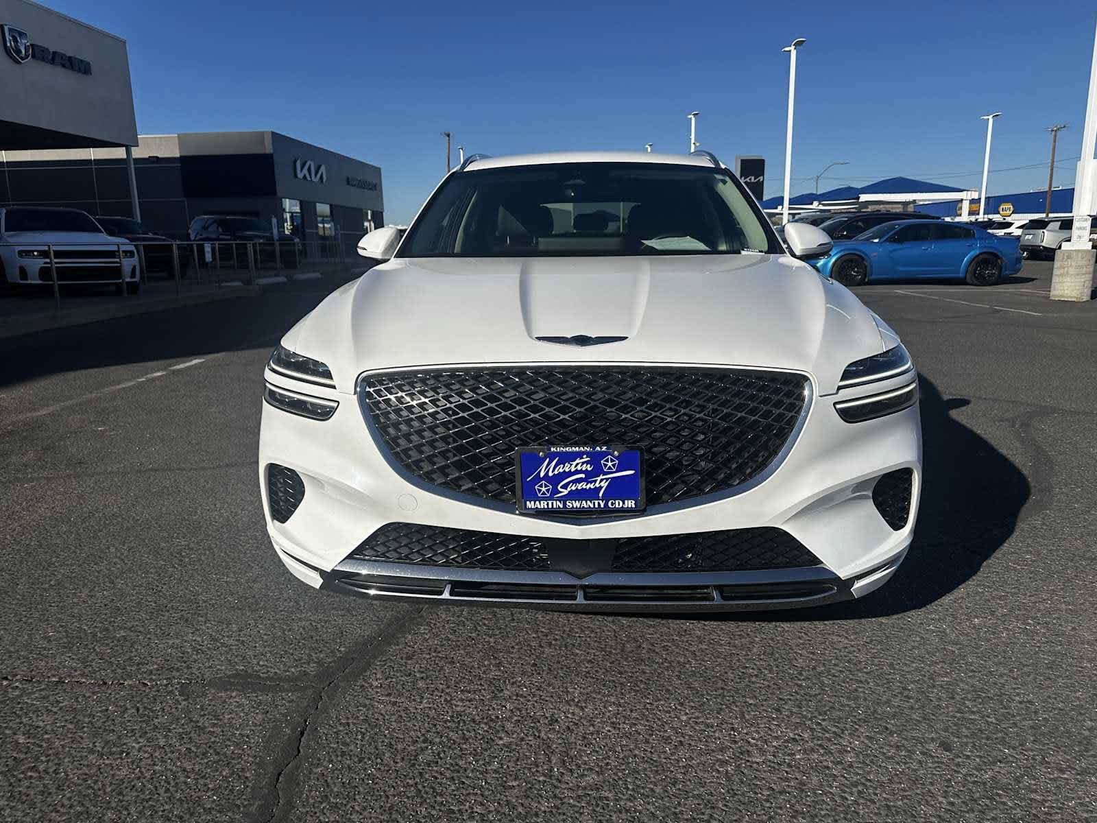 Used 2025 Genesis GV70 2.5T AWD/4WD image 9