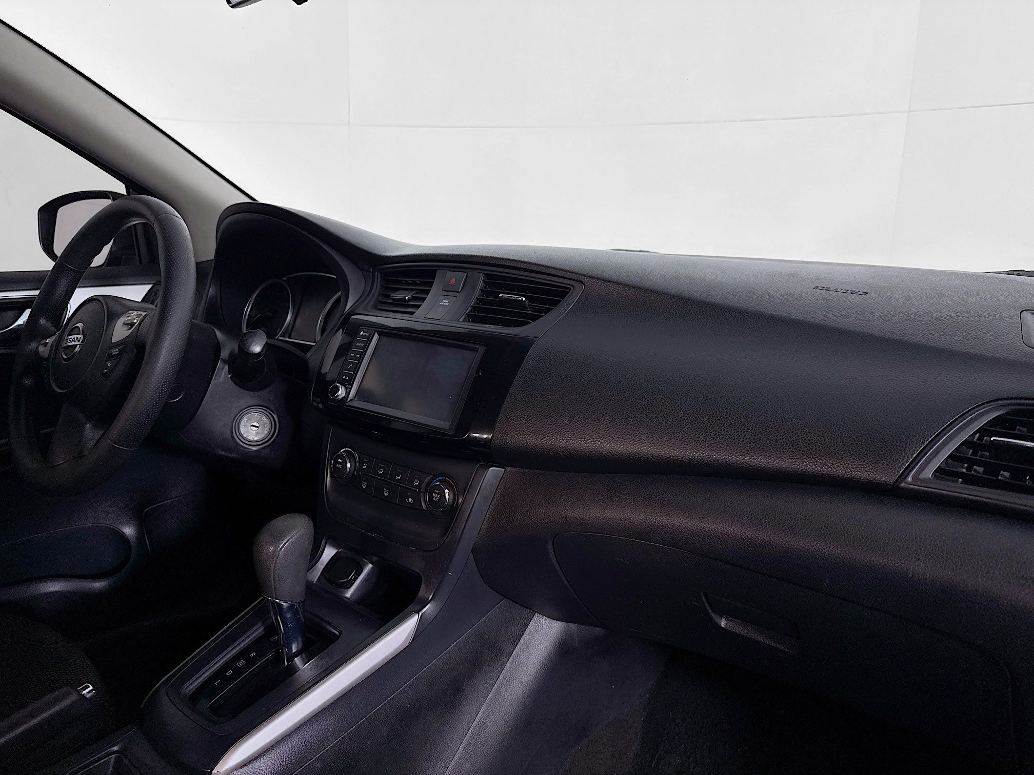 Used 2019 Nissan Sentra S image 26