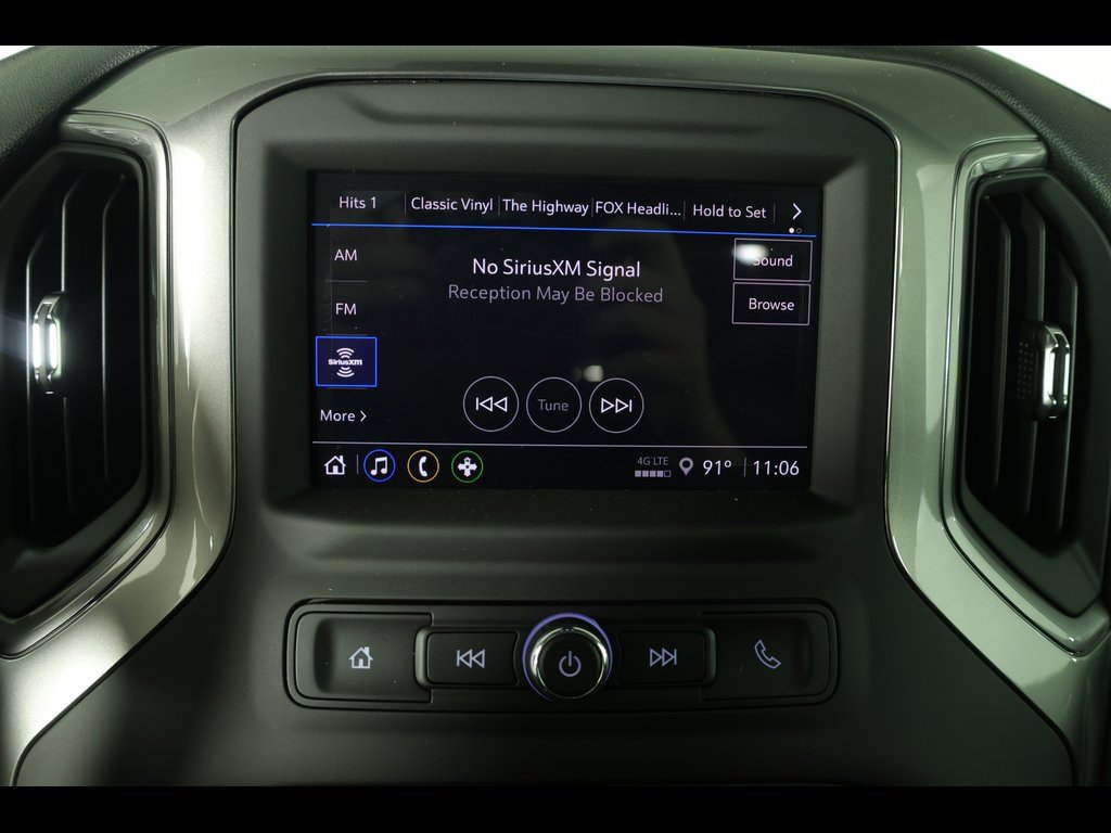 Used 2025 Chevrolet Silverado 2500 Custom w/ Custom Value Package image 16