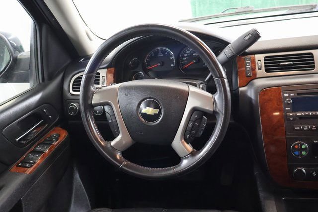 Used 2012 Chevrolet Suburban LT image 15