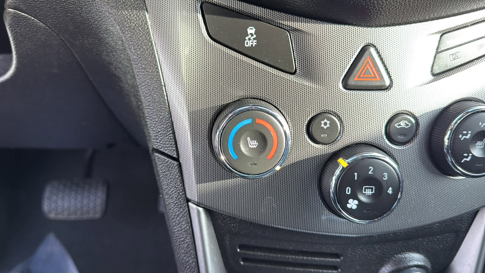 Used 2015 Chevrolet Trax LTZ image 20