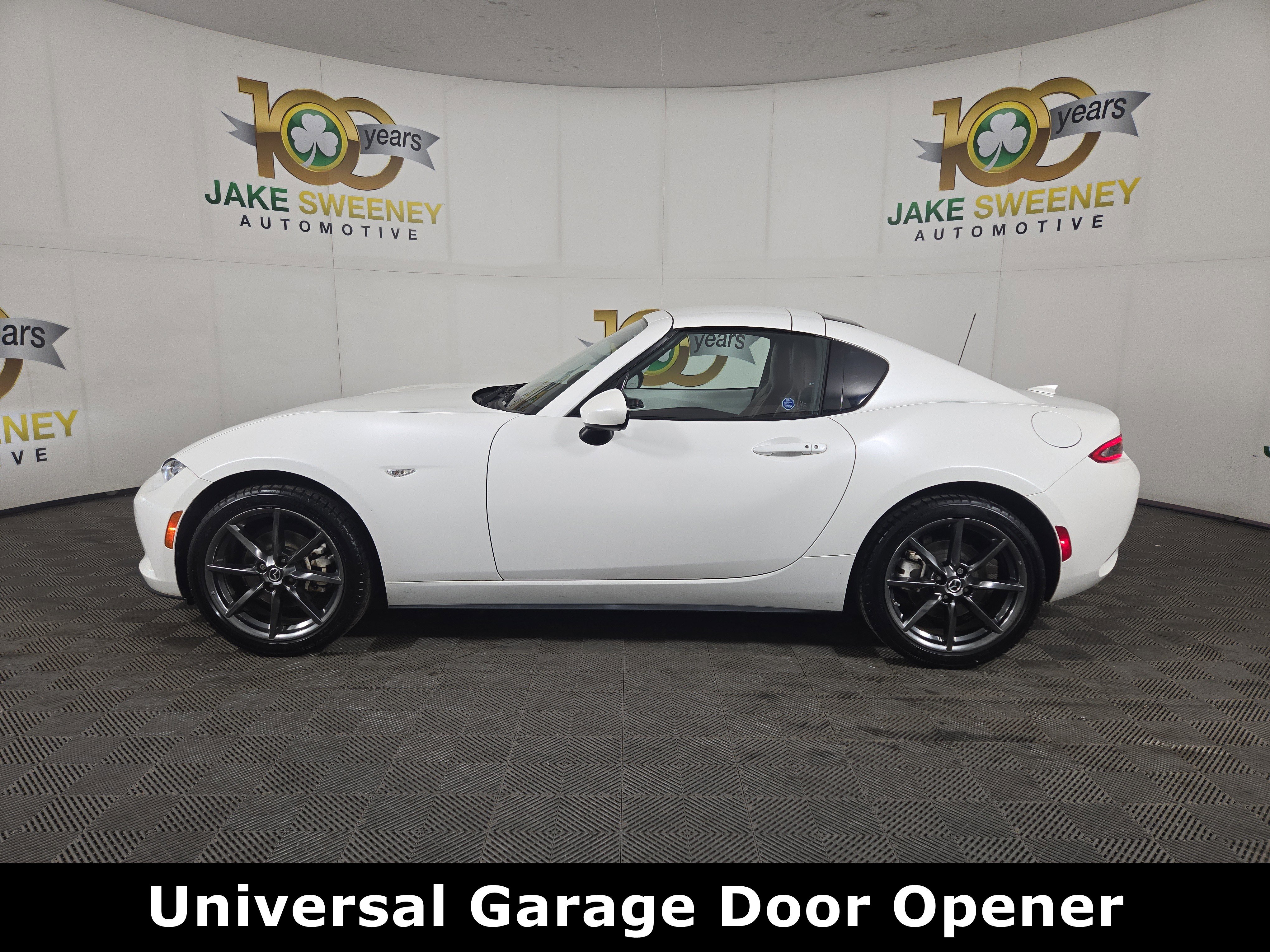 Used 2019 MAZDA MX-5 Miata RF Grand Touring RWD image 4