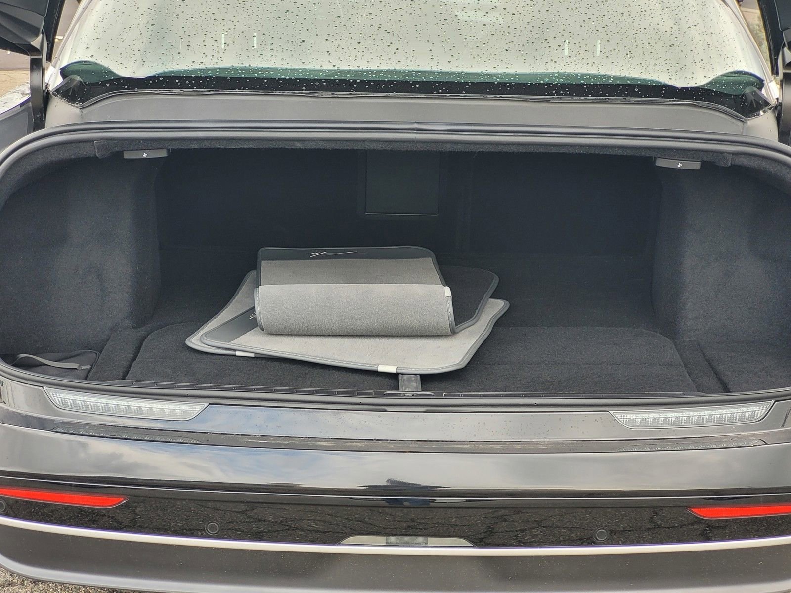 Used 2023 Lucid Air Pure image 33