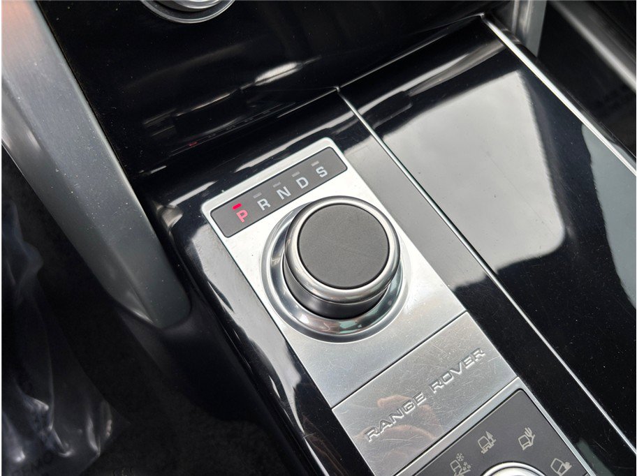 Used 2016 Land Rover Range Rover Supercharged image 37