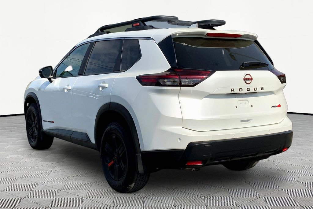 Used 2025 Nissan Rogue SV w/ Rock Creek Premium Package image 4