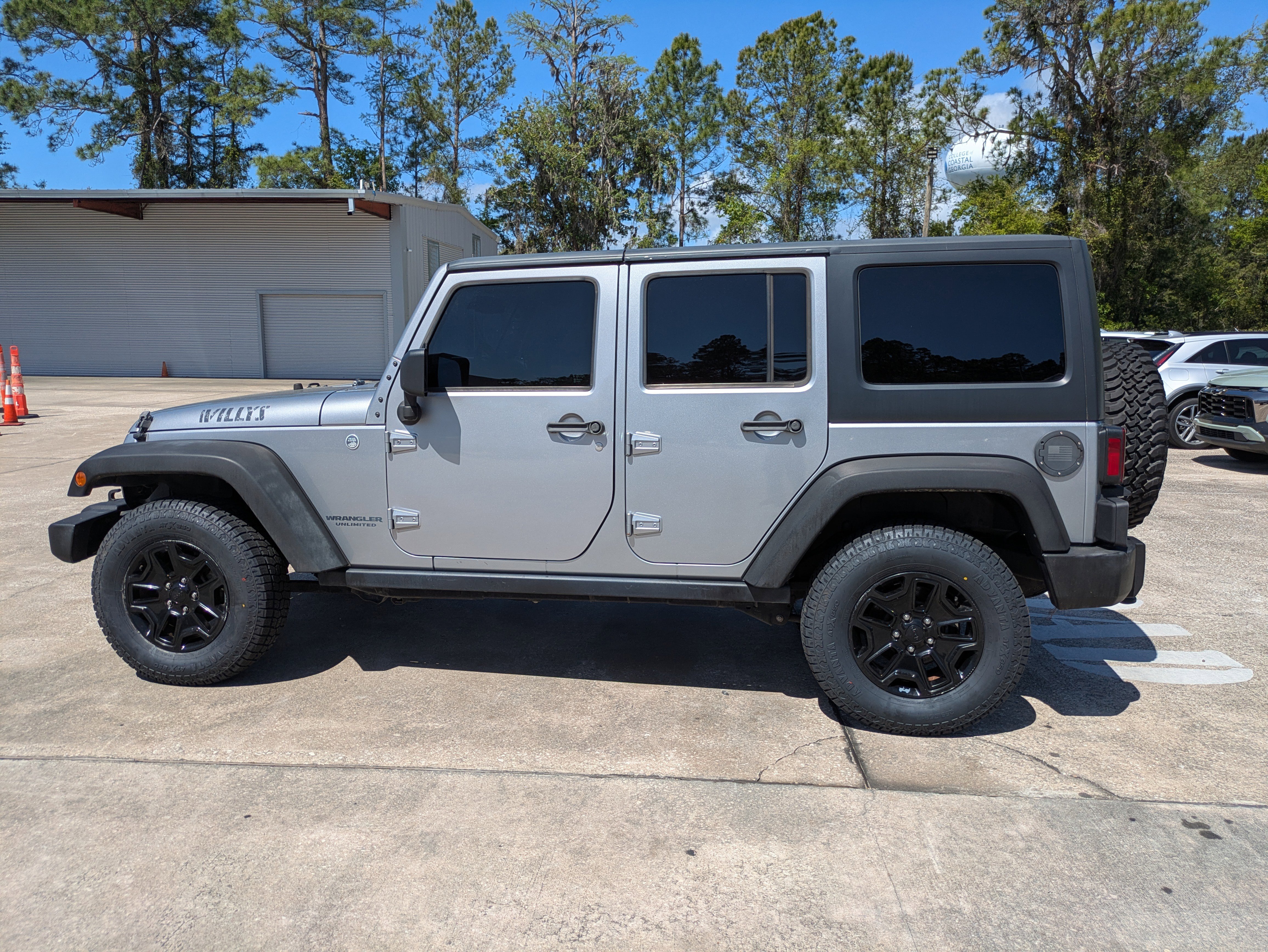 Used 2015 Jeep Wrangler Unlimited Sport image 24