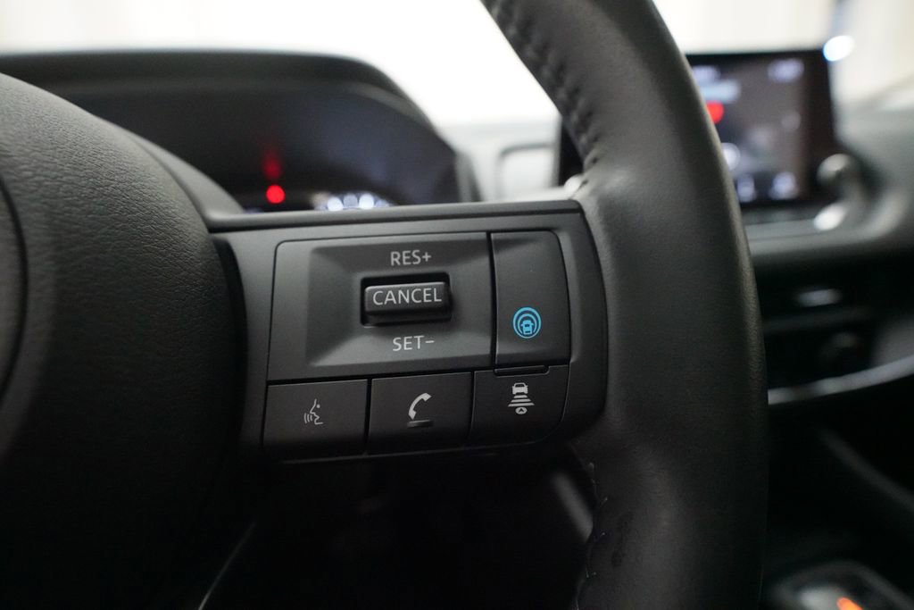 Certified 2024 Nissan Rogue SV w/ SV Premium Package image 18