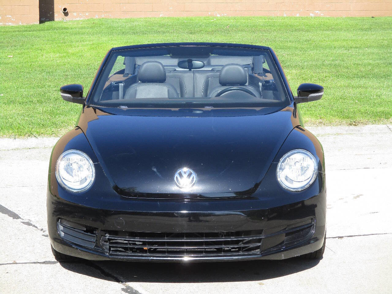 Used 2013 Volkswagen Beetle 2.5 FWD image 28