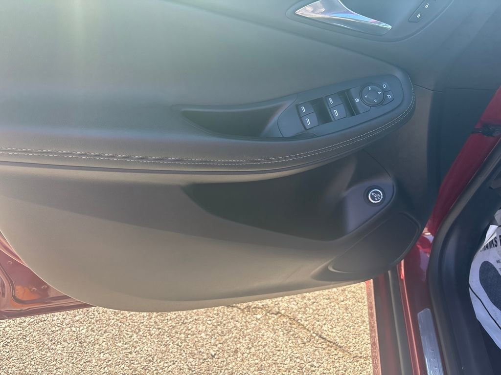 Used 2023 Buick Encore GX Select w/ Sport Touring Package image 15