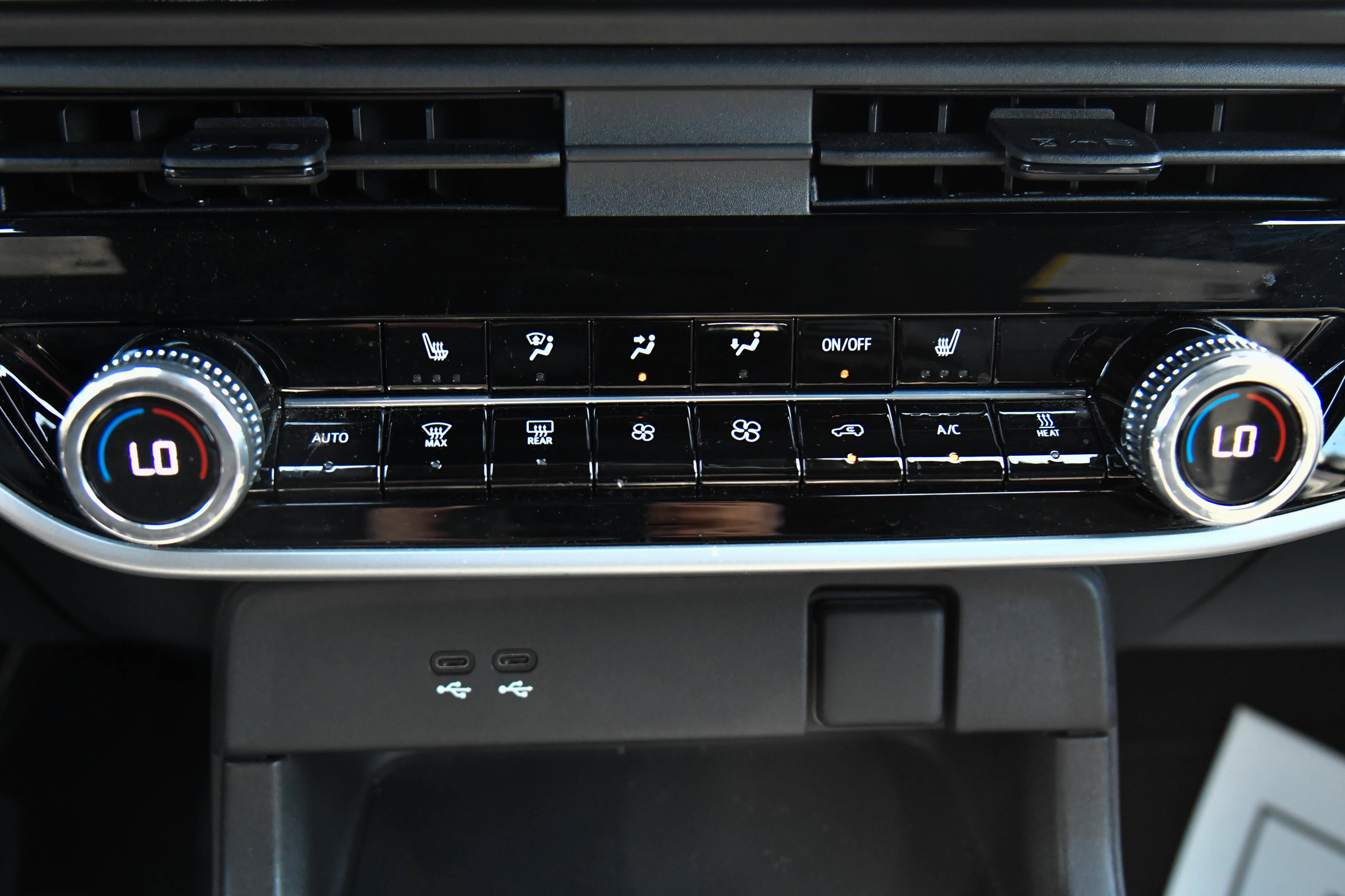 Used 2024 Honda Prologue EX image 27