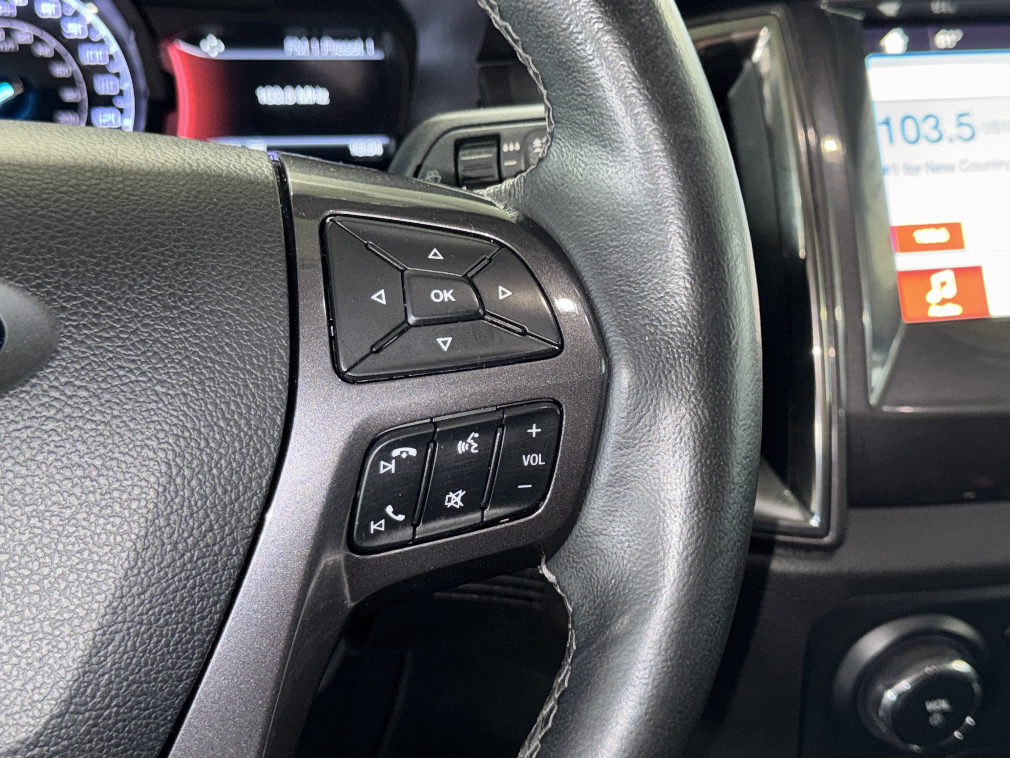 Used 2019 Ford Ranger Lariat w/ Bed Utility Package RWD image 23