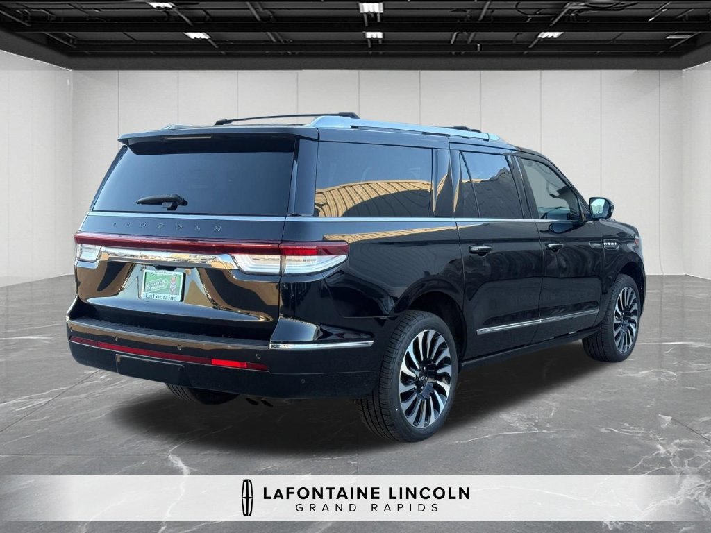 Certified 2023 Lincoln Navigator L Black Label AWD/4WD image 5