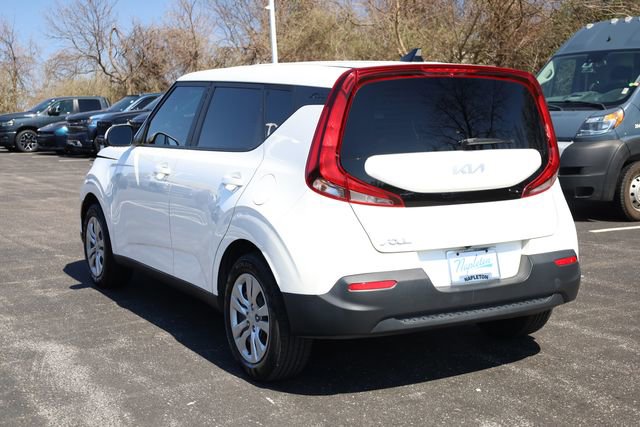 Used 2022 Kia Soul LX FWD image 7