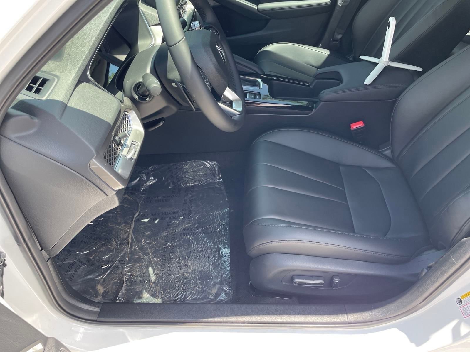 Used 2025 Acura Integra Base image 18