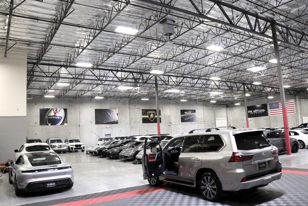 Used 2019 Lexus LX 570 4WD w/ Luxury Package image 91