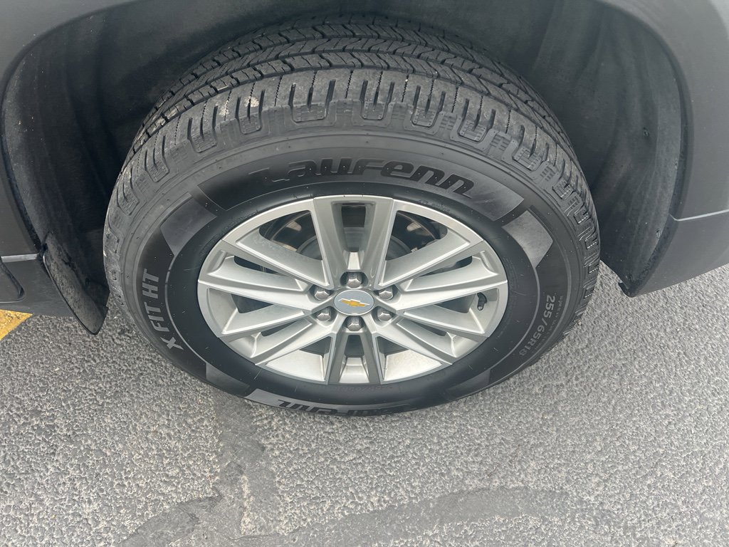 Used 2023 Chevrolet Traverse LT w/ LPO, Floor Liner Package image 6