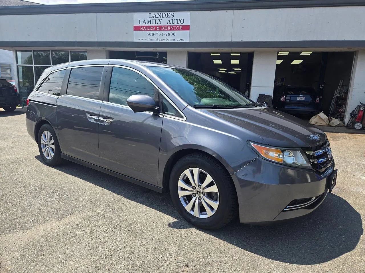 Used 2017 Honda Odyssey EX