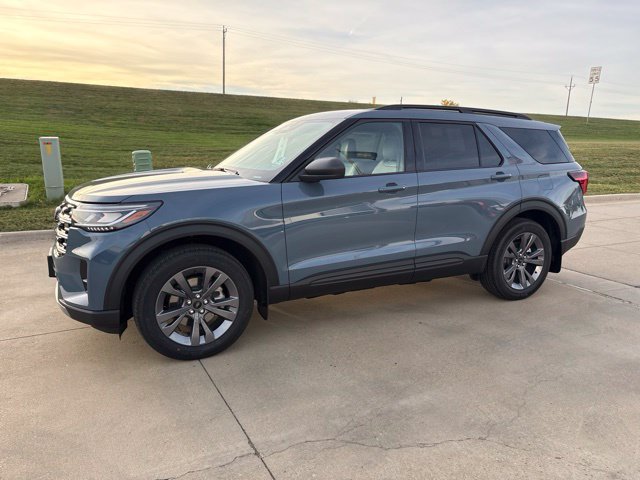 New 2027 Ford Explorer Active w/ Active Comfort Package AWD/4WD image 7