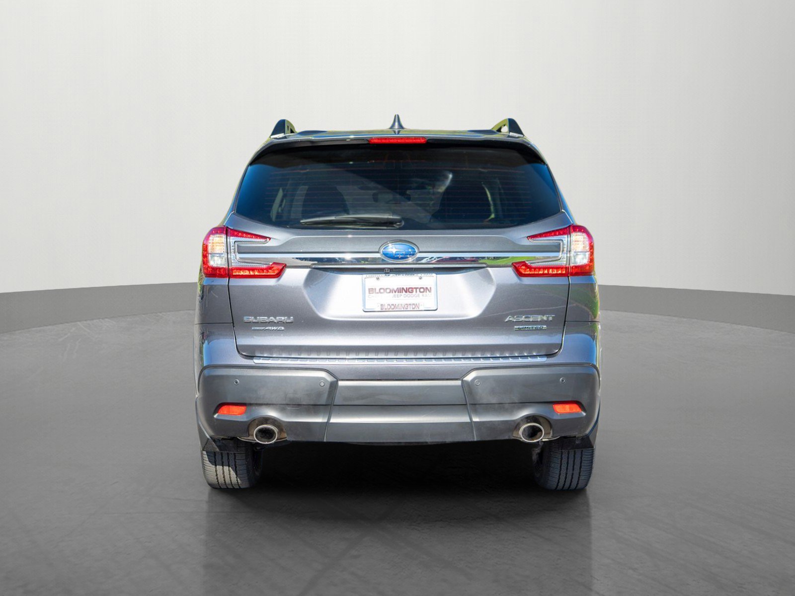 Used 2024 Subaru Ascent Limited w/ Technology Package AWD/4WD image 6