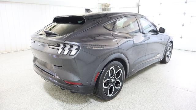 Used 2022 Ford Mustang Mach-E GT image 6