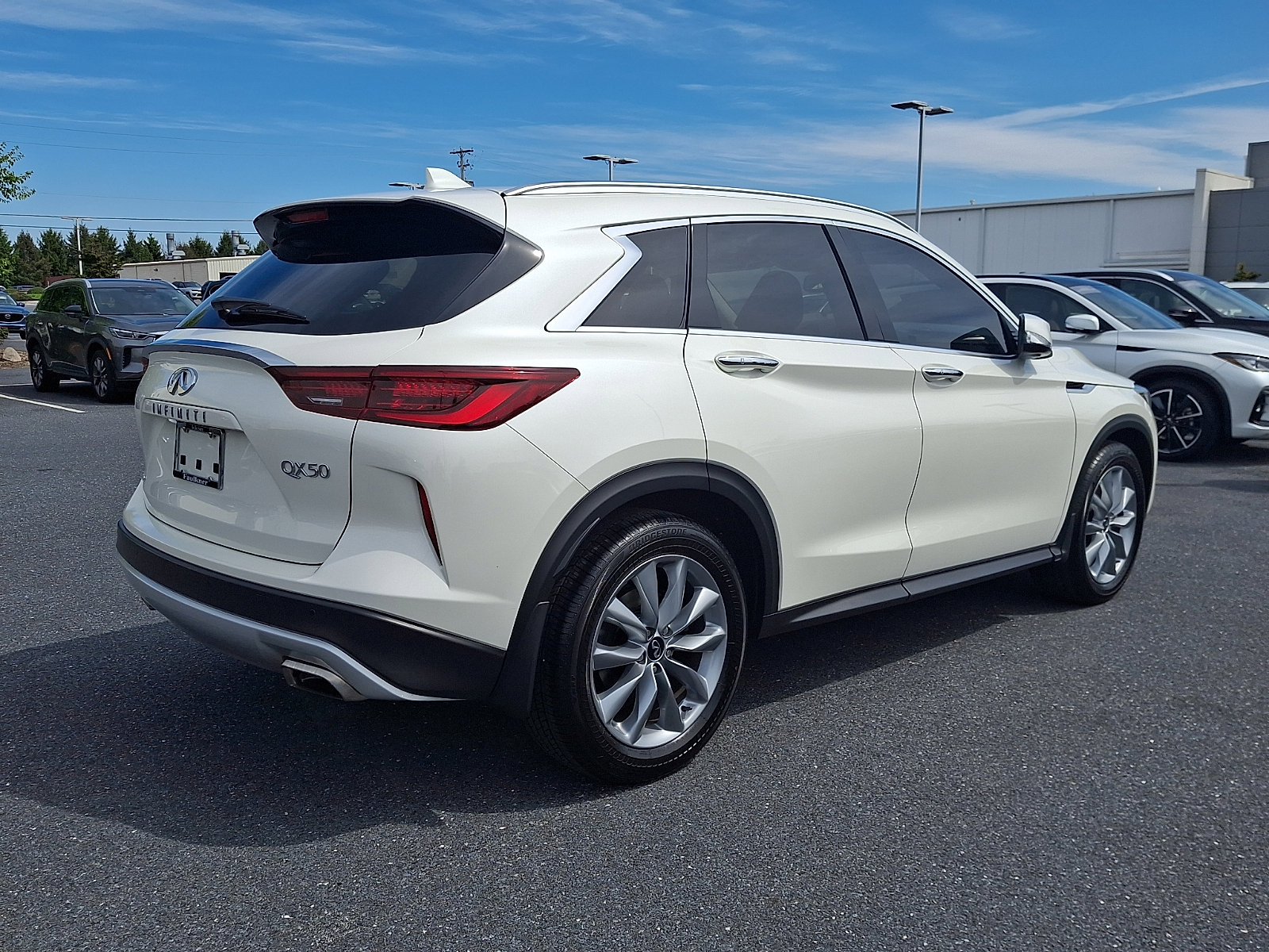 Used 2022 INFINITI QX50 Essential AWD/4WD image 6
