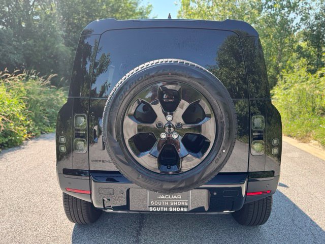 New 2026 Land Rover Defender 110 S AWD/4WD image 6