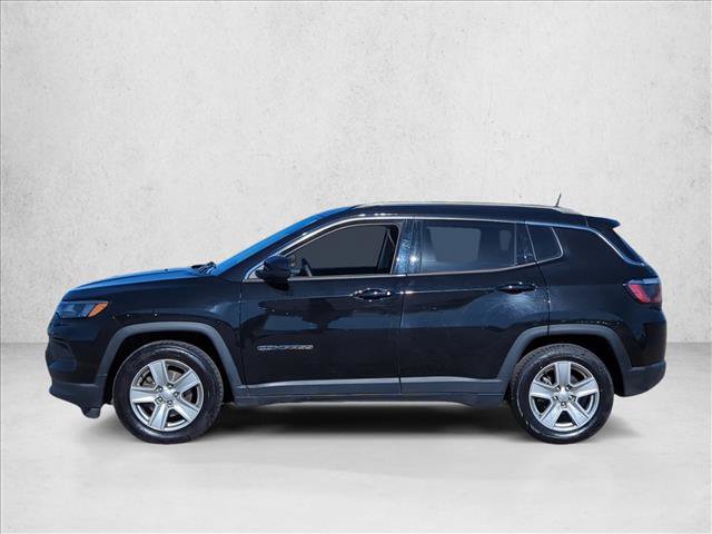 Used 2022 Jeep Compass Latitude image 4