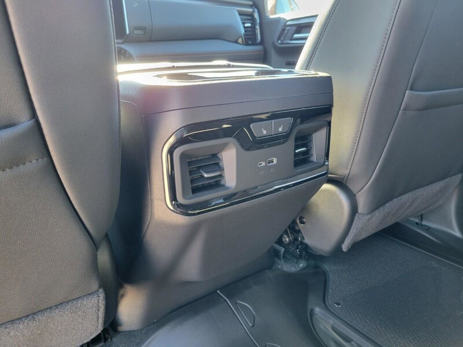 New 2026 GMC Sierra 1500 AT4 w/ AT4 Premium Package image 30