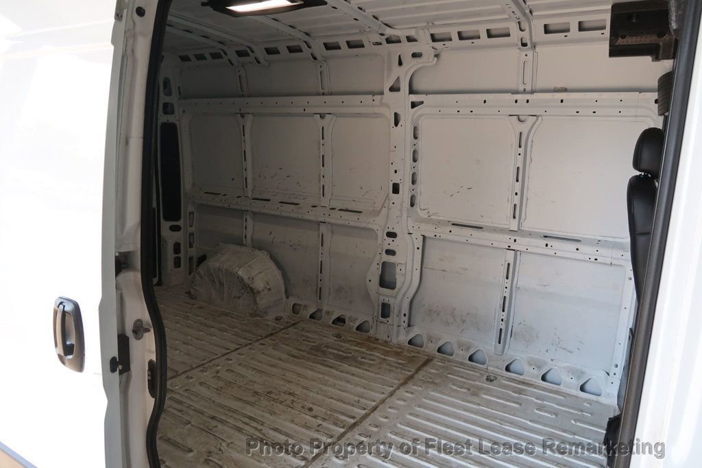 Used 2024 RAM ProMaster 2500 w/ Convenience Group FWD image 19