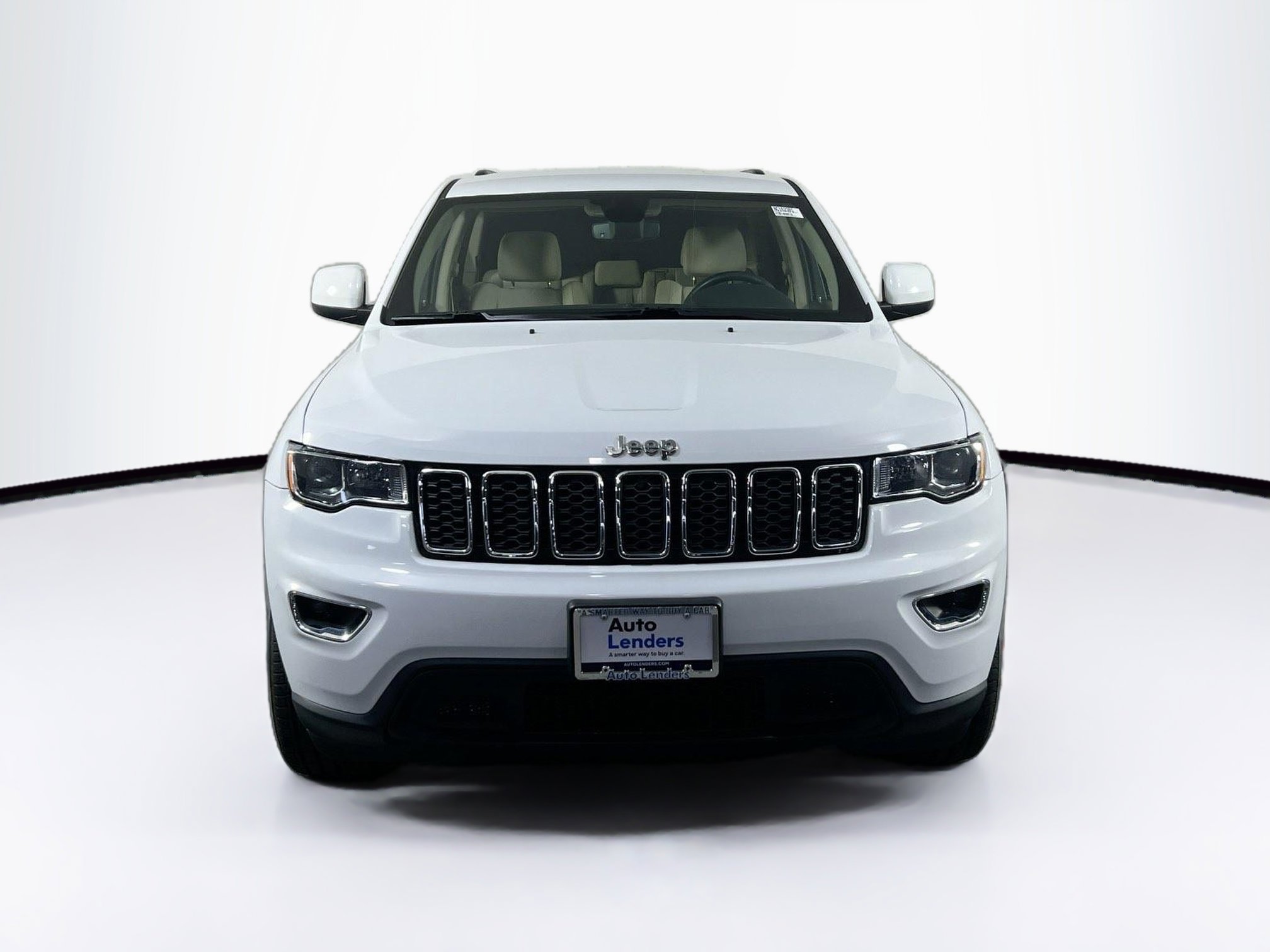 Used 2022 Jeep Grand Cherokee Laredo E image 2