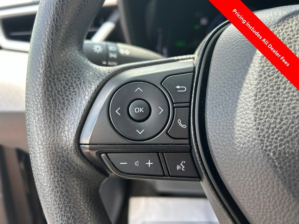 Used 2026 Toyota Corolla LE FWD image 7