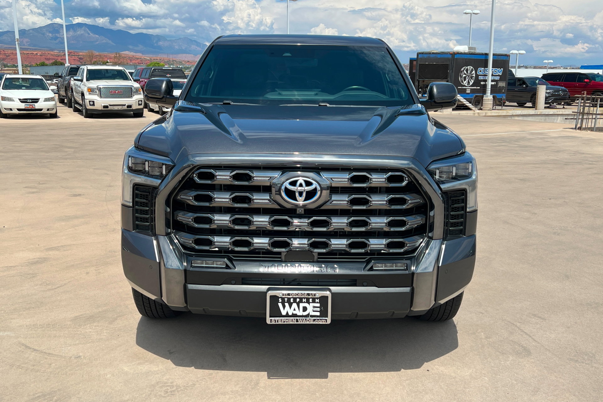 Used 2023 Toyota Tundra Platinum AWD/4WD image 9