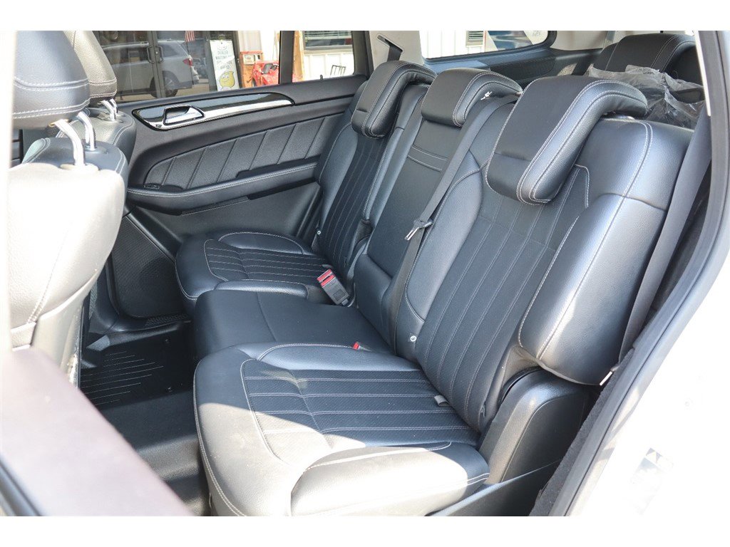 Used 2016 Mercedes-Benz GL 450 4MATIC image 12