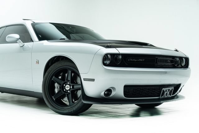 Used 2020 Dodge Challenger R/T Scat Pack RWD image 4