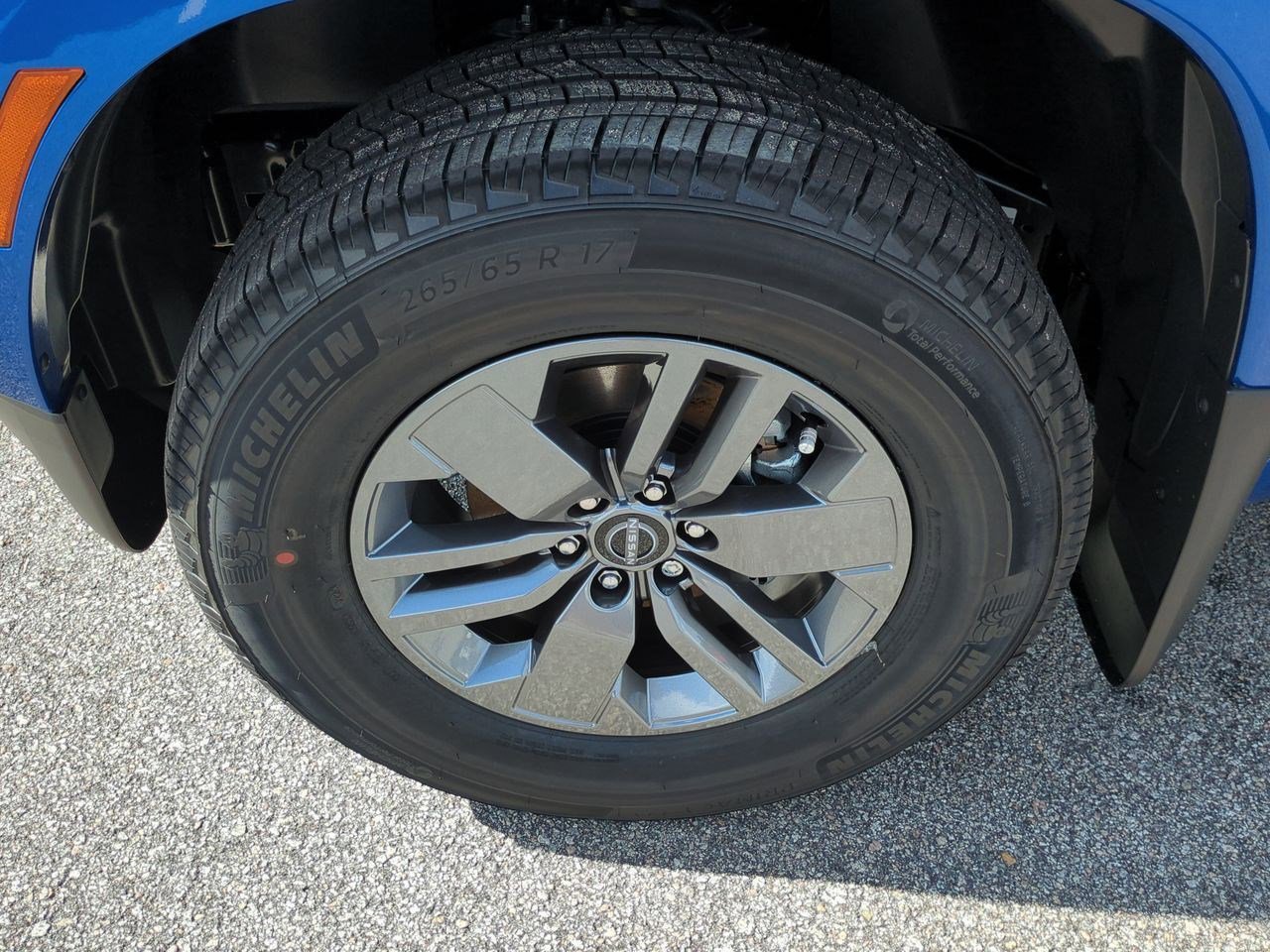 New 2026 Nissan Frontier SV w/ All-Weather Content Package image 10