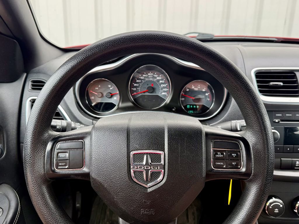 Used 2014 Dodge Avenger SE image 18