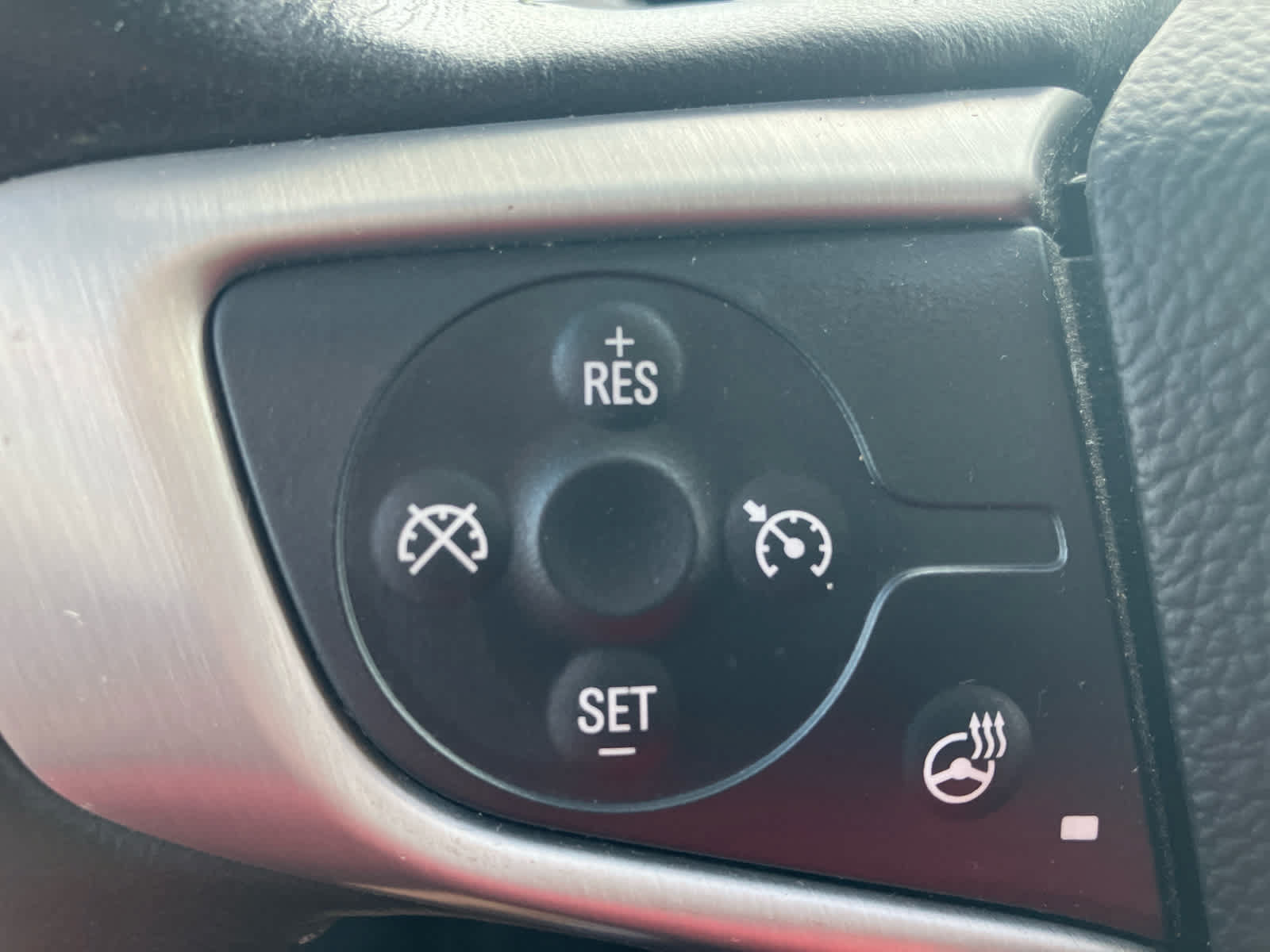 Used 2022 GMC Canyon Elevation w/ Elevation Premium Package AWD/4WD image 18