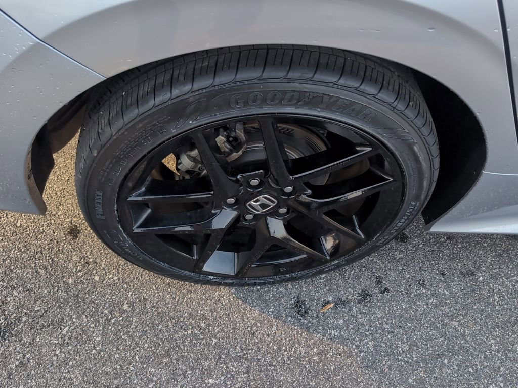 Used 2025 Honda Civic Sport image 10