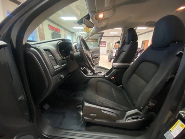 Used 2016 GMC Canyon SLE RWD image 18