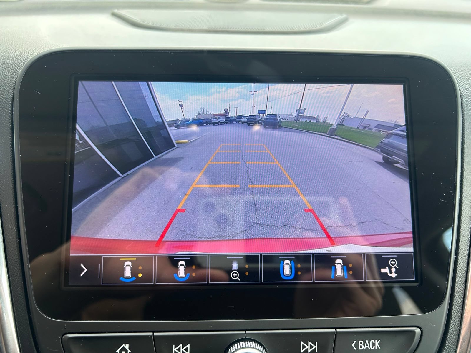 Used 2020 Chevrolet Equinox Premier AWD/4WD image 20