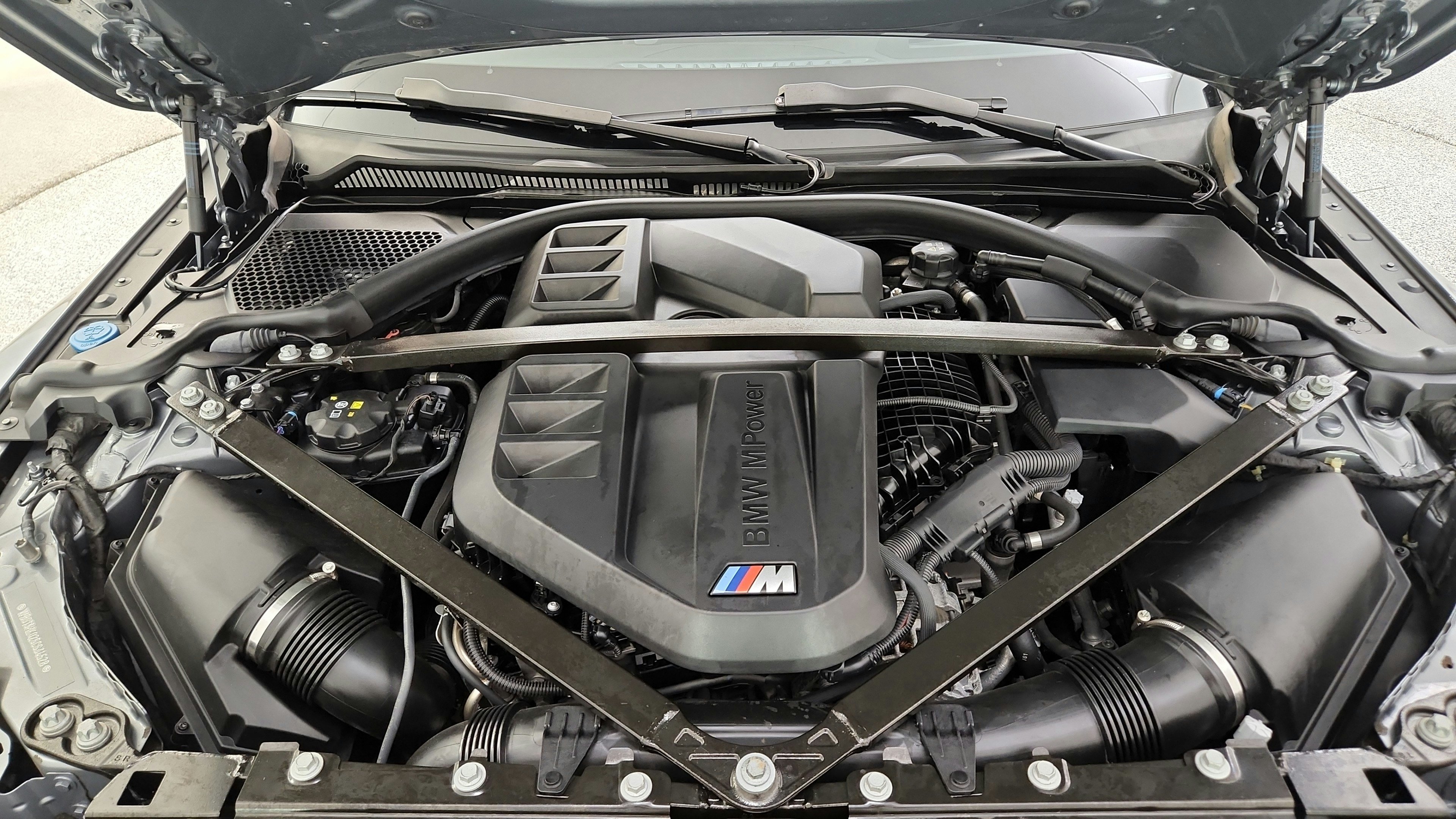 Used 2025 BMW M4 Coupe w/ Executive Package RWD image 36