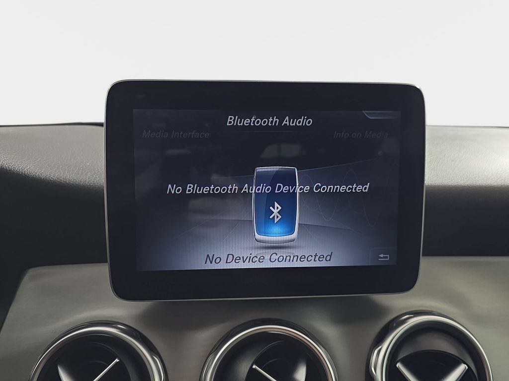 Used 2018 Mercedes-Benz GLA 250 image 24