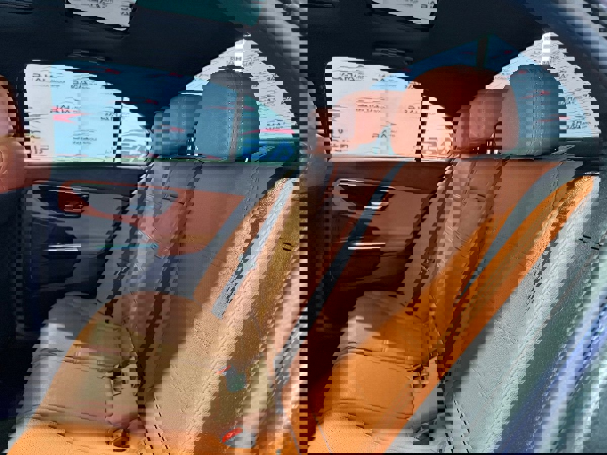 Used 2023 Mercedes-Benz C 300 4MATIC Sedan w/ Exclusive Trim Package image 54