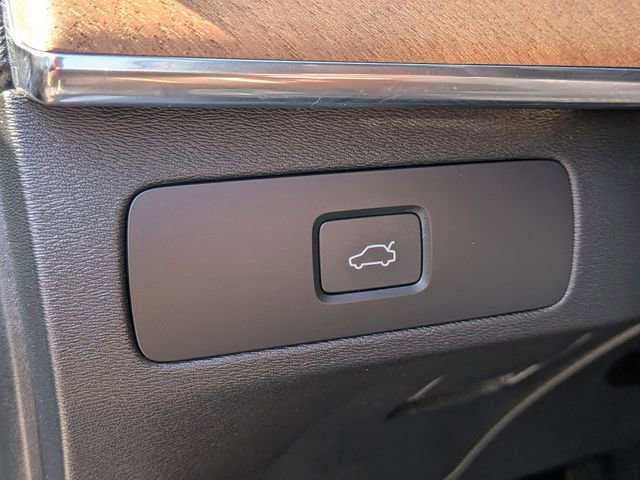 Certified 2023 Volvo XC90 B6 Plus AWD/4WD image 23