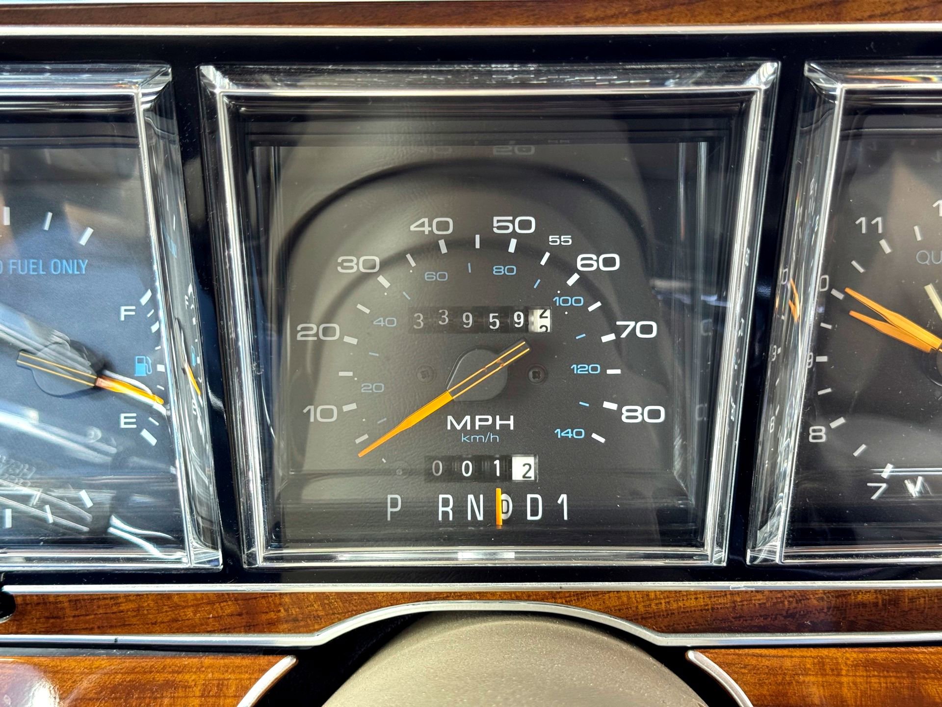 Used 1989 Lincoln Town Car Signature RWD image 37