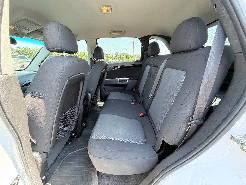 Used 2013 Chevrolet Captiva Sport LT FWD image 24
