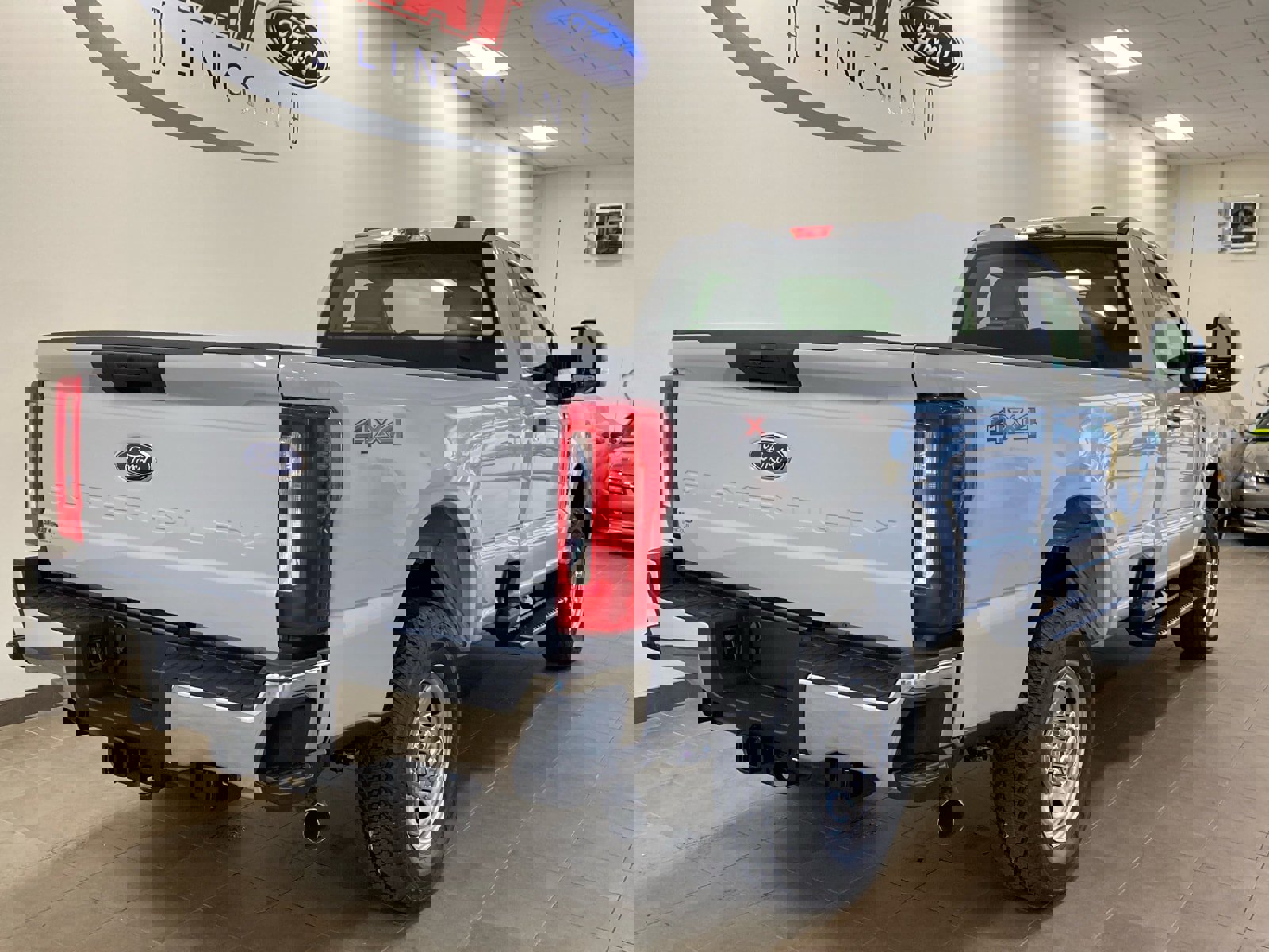 New 2026 Ford F350 XL w/ XL Chrome Package image 7