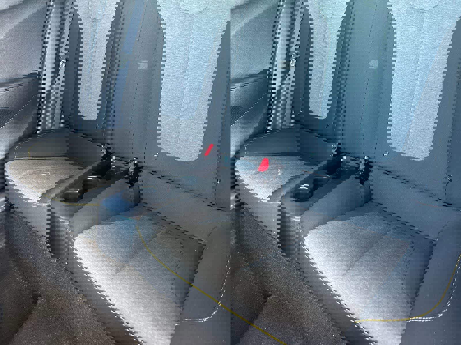 Used 2019 Hyundai Veloster Turbo R-Spec image 4