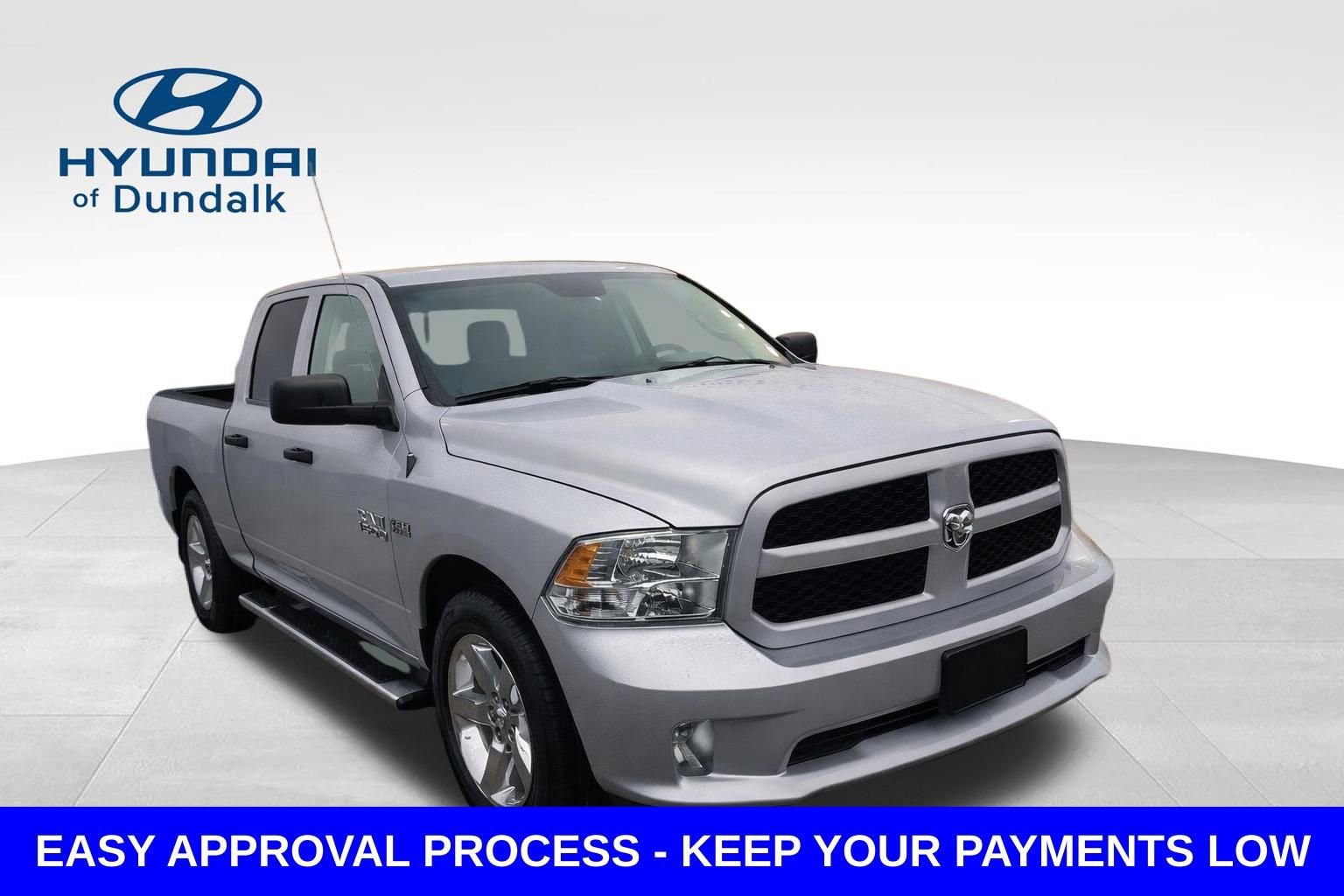 Used 2017 RAM 1500 Express image 3
