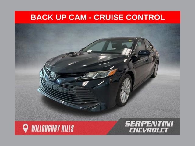 Used 2018 Toyota Camry LE image 1